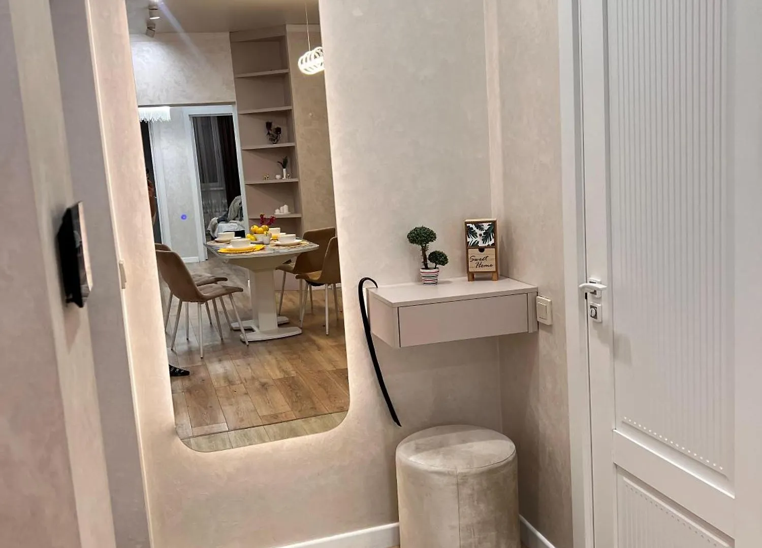 3-Х Комнатная Квартира Шикарным Видом На Горы Almaty Apartment